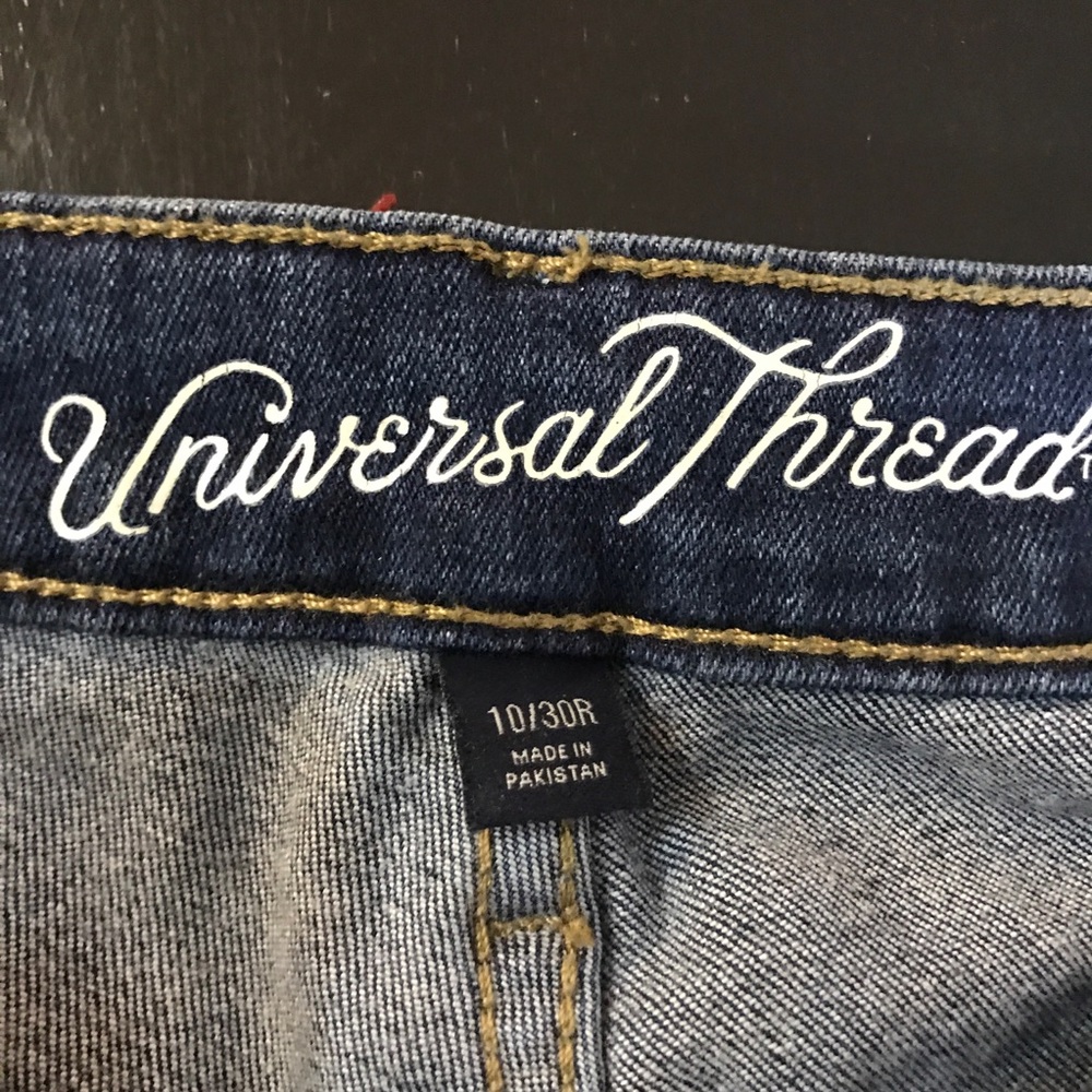 Universal Thread Jeans - Picture 2 of 5